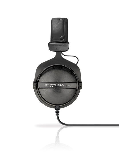 beyerdynamic DT 770 PRO 32 Ohm Over-Ear Headphones in Black. Enclosed Design, Wired for Professional Sound in The Studio and on Mobile Devices Such as Tablets and Smartphones